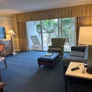 Executive One-Bedroom Suite